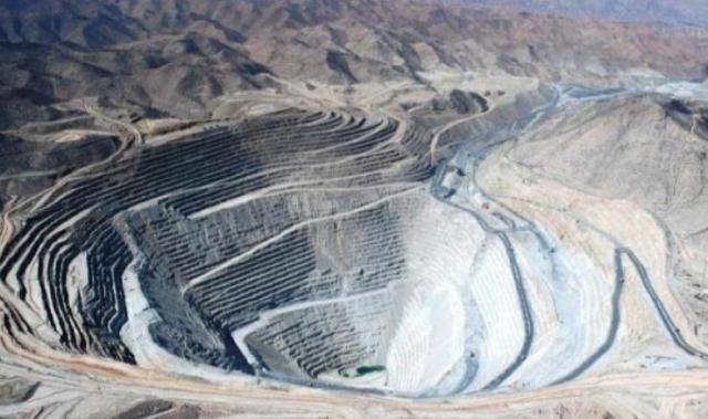 Toquepala is a typical open pit, truck, and shovel operation in the Peruvian Andes.
